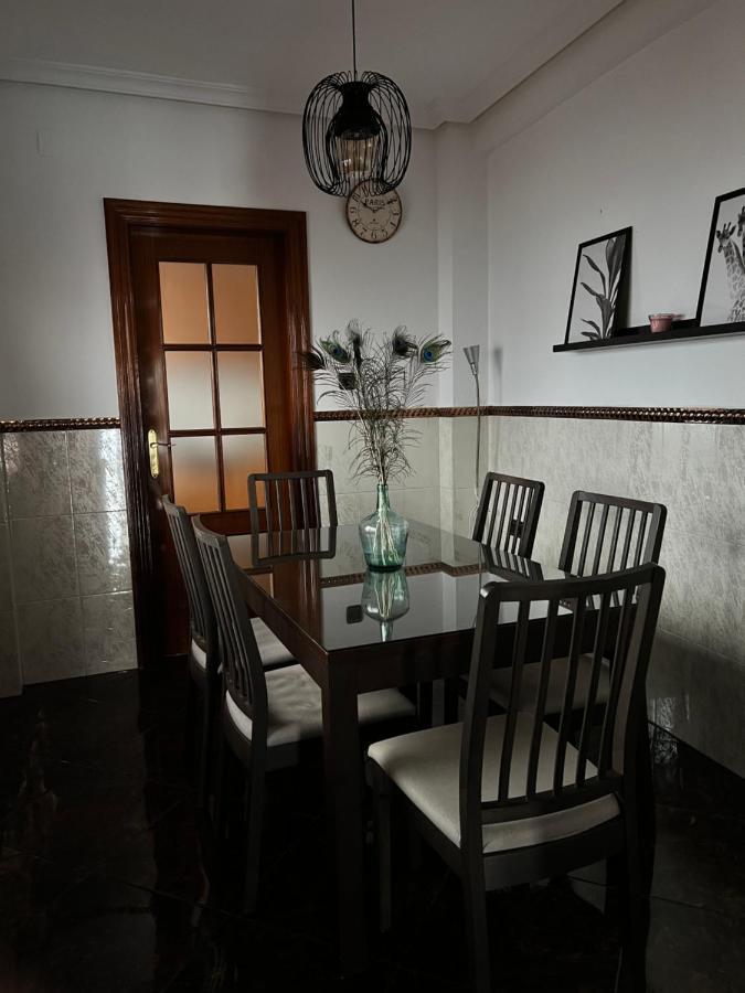 Las Parras House - Casa En Torredelcampo Kültér fotó